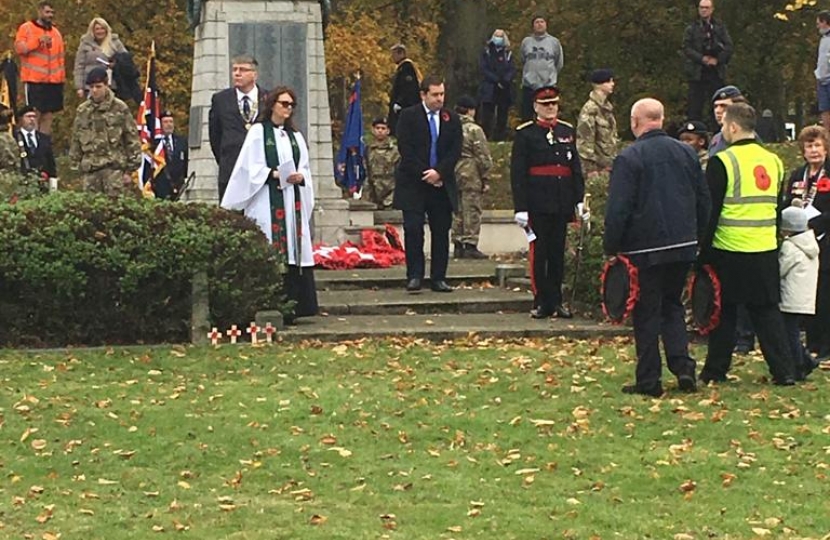 Louie laying a wreath in Sidcup